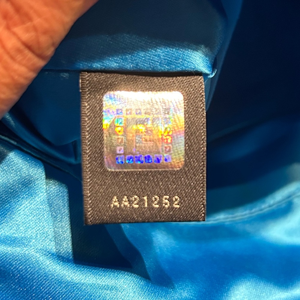 Authentic FENDI baguette wool handbag - Picture 13 of 16